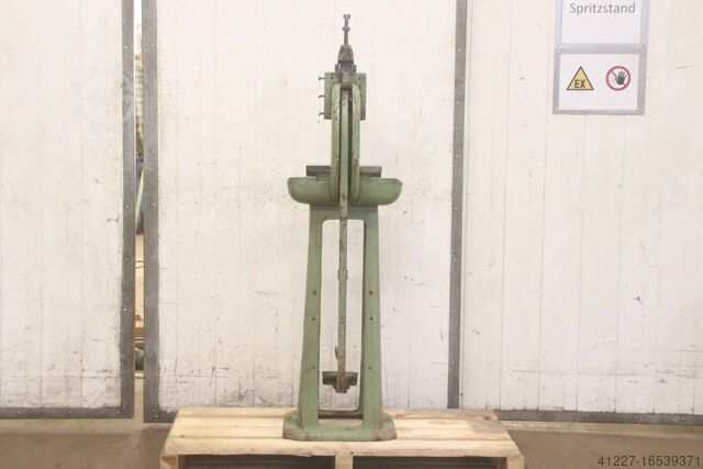 Knee lever press with foot pedal unbekannt 460/400/H1450 mm