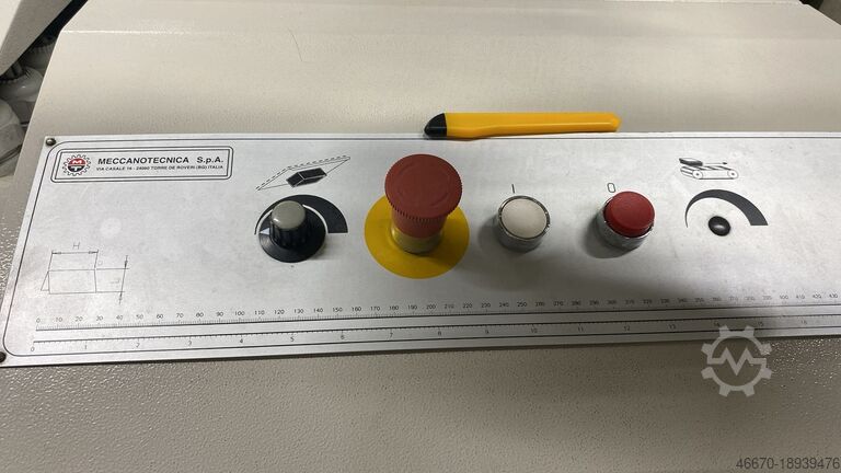 Thread sewing machine Meccanotecnica Aster-Astronic 180/42