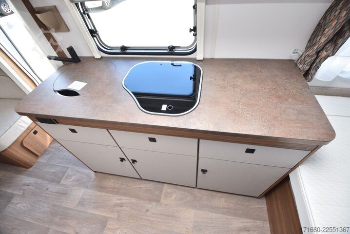 Wohnwagen HYMER/ERIBA Eriba Touring 630 1600kg, Combi 4E, Bodentemp.