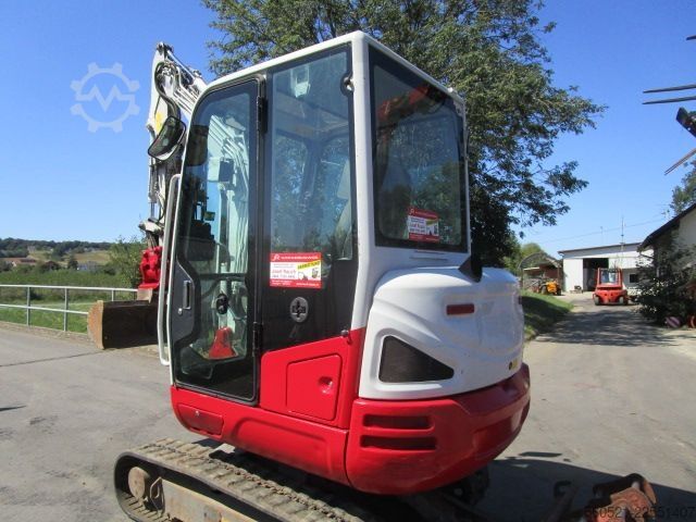 Minibagger Takeuchi TB 230 - POWERTILT + hydr. Schnellwechsler + 4 Löf
