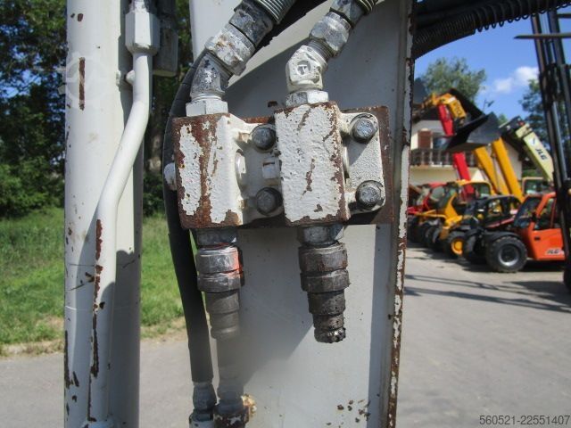 Minibagger Takeuchi TB 230 - POWERTILT + hydr. Schnellwechsler + 4 Löf