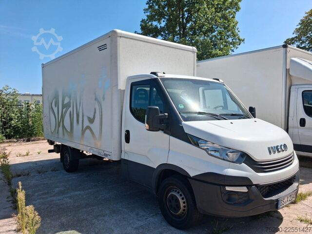 Transporter mit Koffer IVECO Daily 35S14