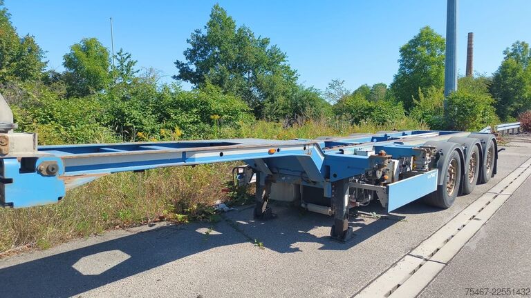 Auflieger-Wechselfahrgestell WEB-TRAILER Web-Trailer Genset Kühlagrigat 3x Vorhanden