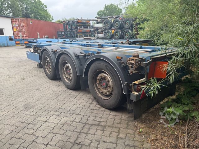 Auflieger-Wechselfahrgestell WEB-TRAILER Web-Trailer Genset Kühlagrigat 3x Vorhanden