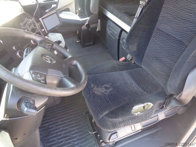 Standard SZM MERCEDES-BENZ Actros 1845 LS Safety Pack