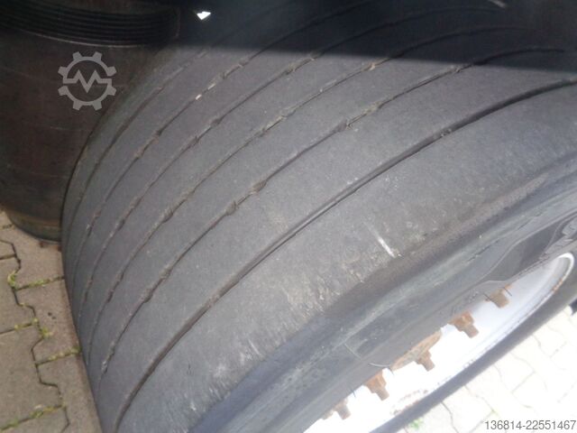 Auflieger KÖGEL S24-1 Mega Liftachse 445/45 R19,5