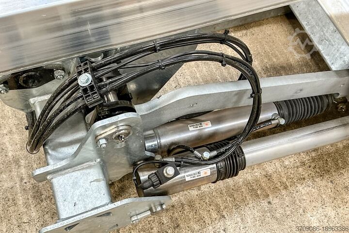 Unterfahrbare Hubladebühne Hebebühne Dhollandia DH-SM.20