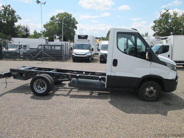 Van chassis IVECO 35c14 CNG 3.0 *Fahrgestell*Euro6*