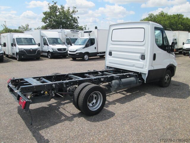 Van chassis IVECO 35c14 CNG 3.0 *Fahrgestell*Euro6*