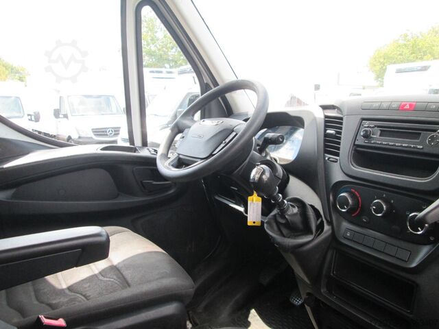 Van chassis IVECO 35c14 CNG 3.0 *Fahrgestell*Euro6*