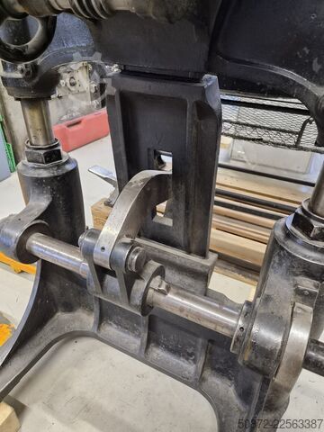 Kniehebelpresse  