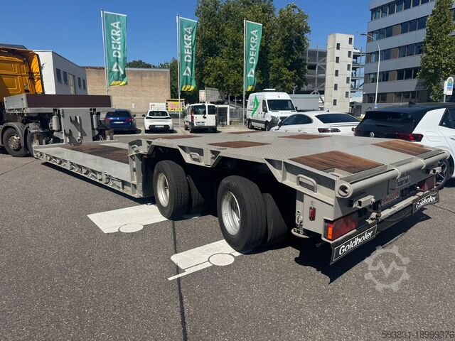 Tractor unit Scania R520 V8