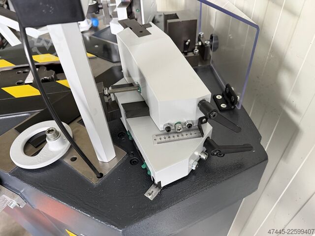 Corner crimping machine Pressta Eisele Pressta 2000