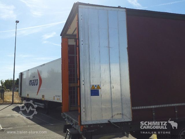 Open semitrailer with tarp Schmitz Cargobull Semitrailer Curtainsider Standard