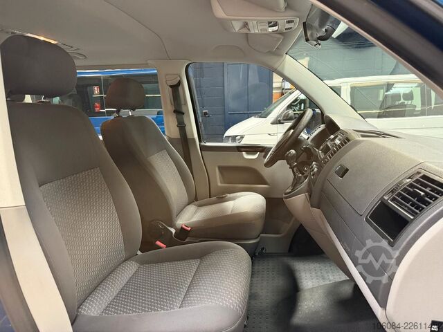 Kleinbus VW T5 Caravelle 4Motion 8 Sitze Klima STHZ 2.Hand