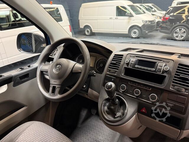 Kleinbus VW T5 Caravelle 4Motion 8 Sitze Klima STHZ 2.Hand