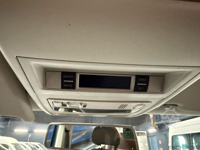 Kleinbus VW T5 Caravelle 4Motion 8 Sitze Klima STHZ 2.Hand
