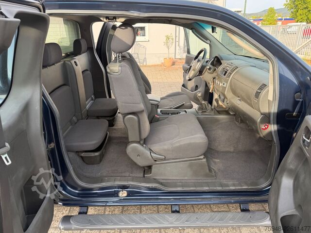 Pick-up NISSAN Navara Pickup KingCab  4X4.Klima.Tüv 04/27