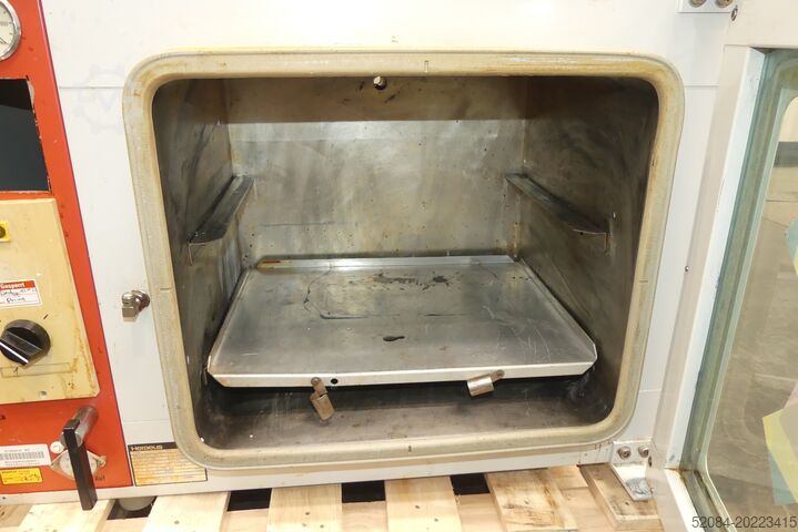 Heraeus vacuum furnace Heraeus VT 5042 EK