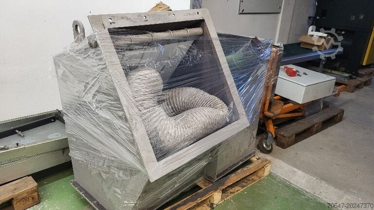 Schneidmühle 22 kW mit Abzug und Silo HERBOLD CS450/600-2A