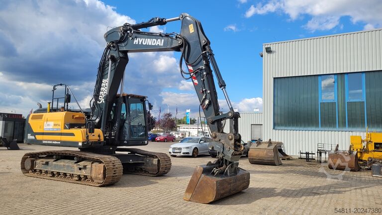 Crawler excavators Hyundai HX220AL