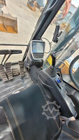 Crawler excavators Hyundai HX220AL