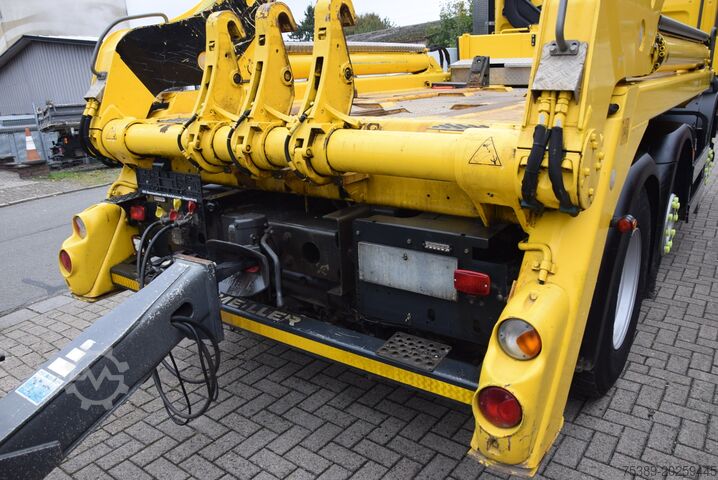 Tipper truck Daf CF 450 Meiller Absetzkip. Vorlauf. Lenk Funk