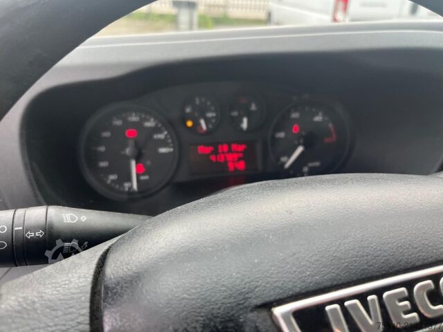 Minibus IVECO DAILY  35C16 BTor 2.3 HPT PL-RG Cabinato