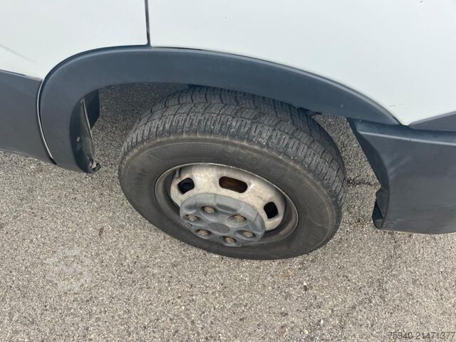 Minibus IVECO DAILY  35C16 BTor 2.3 HPT PL-RG Cabinato