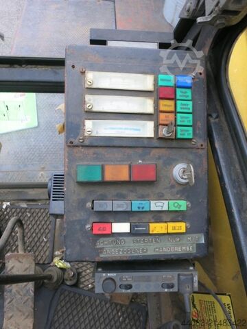 Truck-mounted crane O&K TH 30