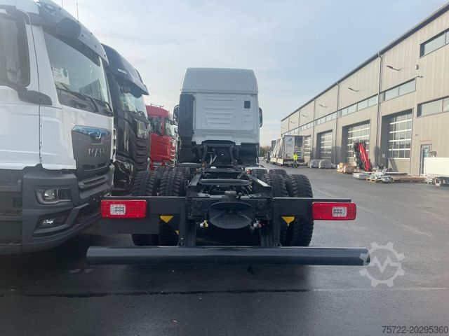 Truck chassis IVECO X-WAY 570 BL Fahrgestell Holz Sofort Verfügbar