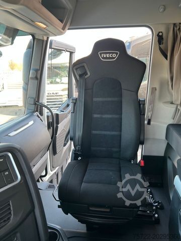 Truck chassis IVECO X-WAY 570 BL Fahrgestell Holz Sofort Verfügbar