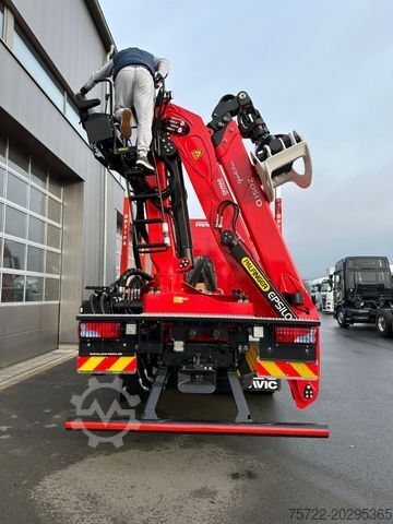 Holztransporter LKW MAN TGS 33.510 BB 6x6/PLATTFORM/KRAN EPSILON Q150Z