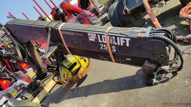 Holztransporter LKW  LADEKRAN LOGLIFT F251S 80A