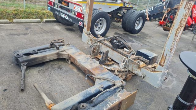 Holztransporter LKW  LADEKRAN LOGLIFT F251S 80A