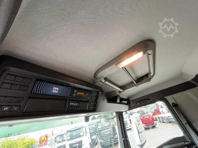 Holztransporter LKW MAN TGS 28.480 6x4-4 Kran EPSILON Q170L115 MULDE