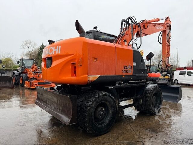 Radbagger Hitachi ZX 140 W T-5