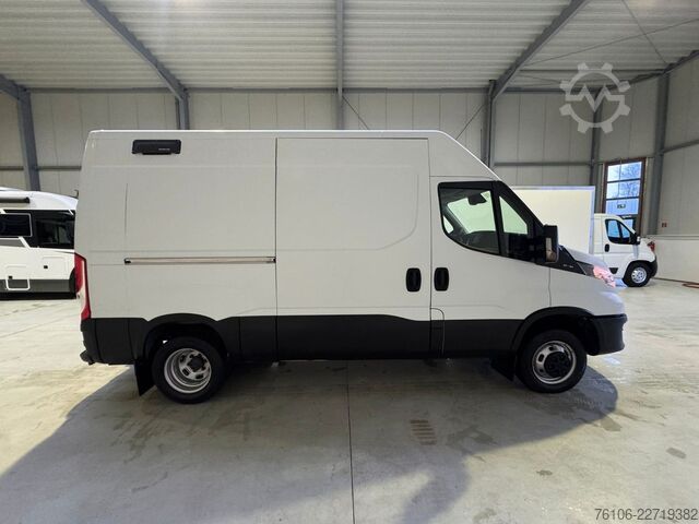 Kastenwagen hoch IVECO Daily 50C18 Kastenwagen *Navi*Ahk**