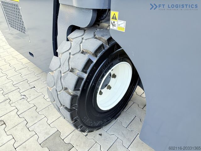 Four-way forklift Combilift C5000SR DIESEL TRIPLEX 6100 FORK POSIT