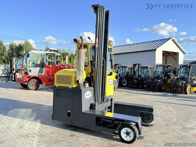 Four-way forklift Combilift C3000 GAS TRIPLEX 7600MM FREE-LIFT