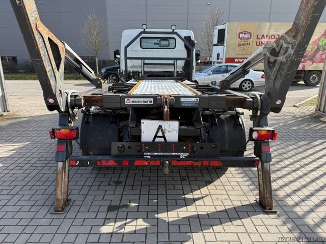 Transporter mit Kipper FUSO Canter 7C18 Absetzkipper VERBREITERBAR/Klima