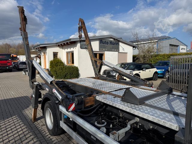 Transporter mit Kipper FUSO Canter 7C18 Absetzkipper VERBREITERBAR/Klima