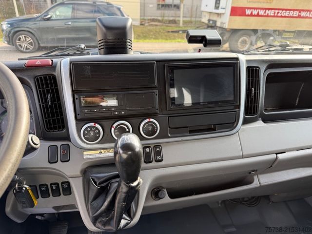 Transporter mit Kipper FUSO Canter 7C18 Absetzkipper VERBREITERBAR/Klima