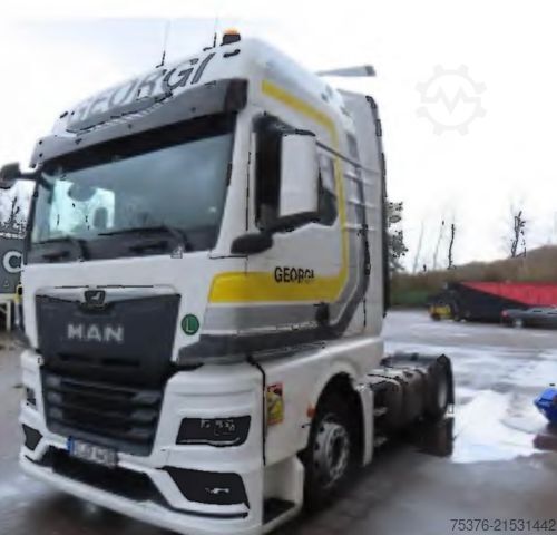 Volumen SZM MAN TGX 18.480 Unfallschaden/damaged Intarder Mega