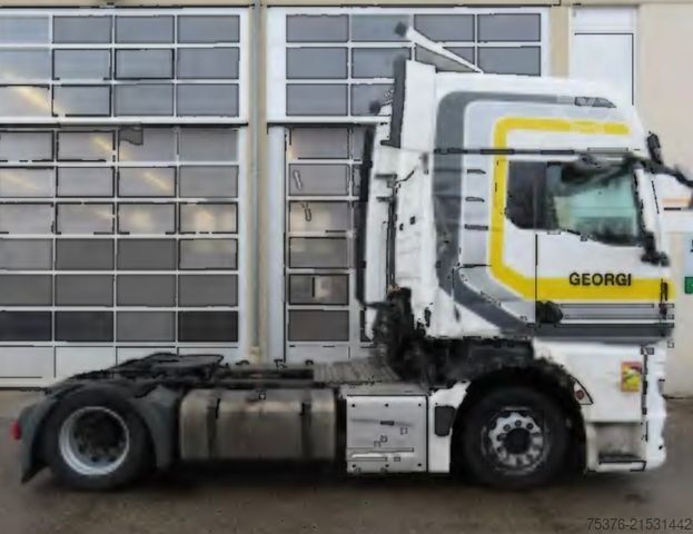 Volumen SZM MAN TGX 18.480 Unfallschaden/damaged Intarder Mega