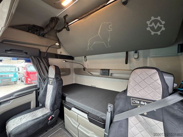 Standard tractor unit MAN TGX 18.510 4x2 BL SA SZM Retarder 2 Tank Standkl