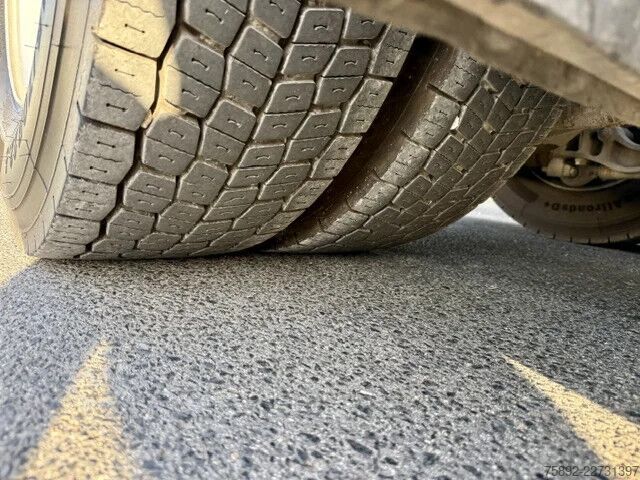 Standard-SZM MAN TGX 26.460 / 6x2 / Liftachse / Euro6