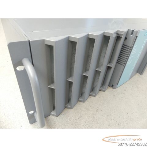 Komponente Siemens SIMATIC Rack PC 847B 6ES7643-8HA03-0AX0 SN: VPVO000121 --