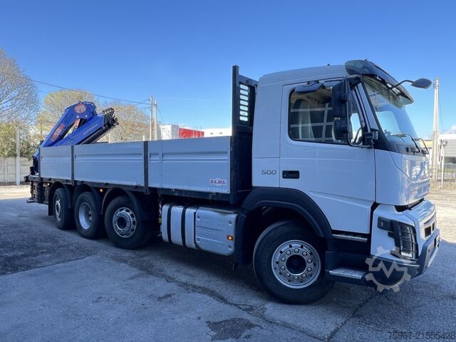 LKW mit festem Aufbau und Kran Volvo FMX 500