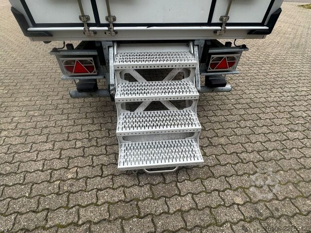 Kühltransporter IVECO Daily 35C18 TiefKühlkoffer Maxicargo *2 Stück*